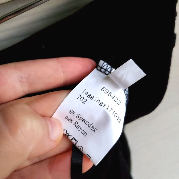 SHEIN Geometric Metallic Mesh Pattern Leggings - Picture 3 of 16